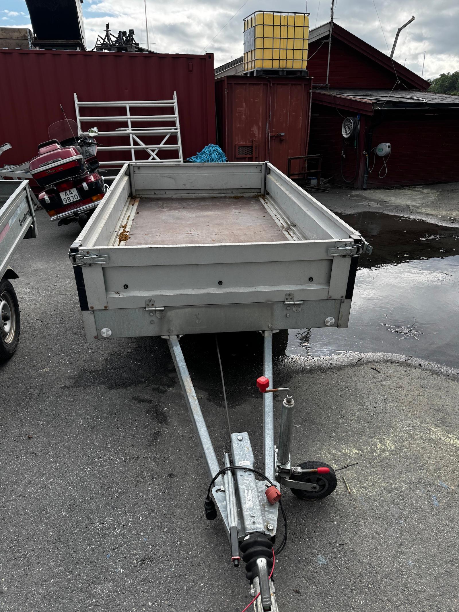 Varehenger 1000 kg forfra